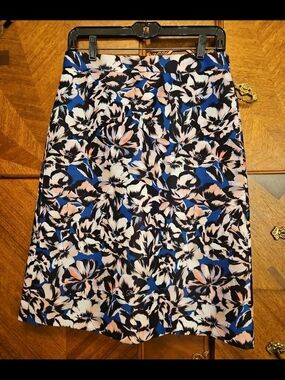 J CREW Size 6 Women's Floral A-Line Skirt - Blue, Black & Pink